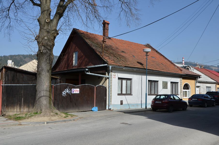 Dom Dlhomíra Poľského