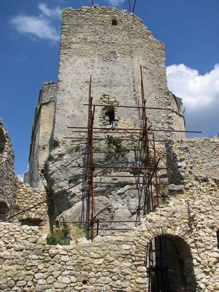 Hlavná veža hradu