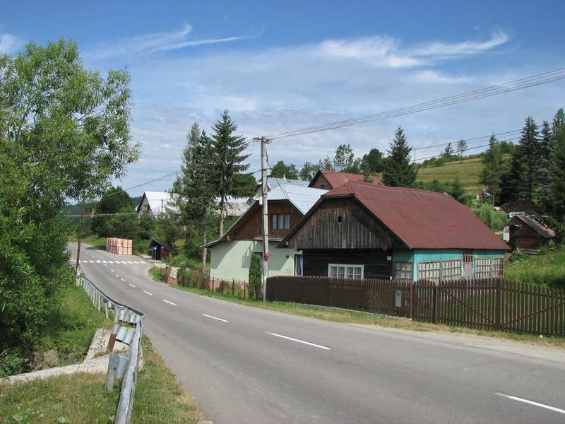Osada Novákovia, Lutiše