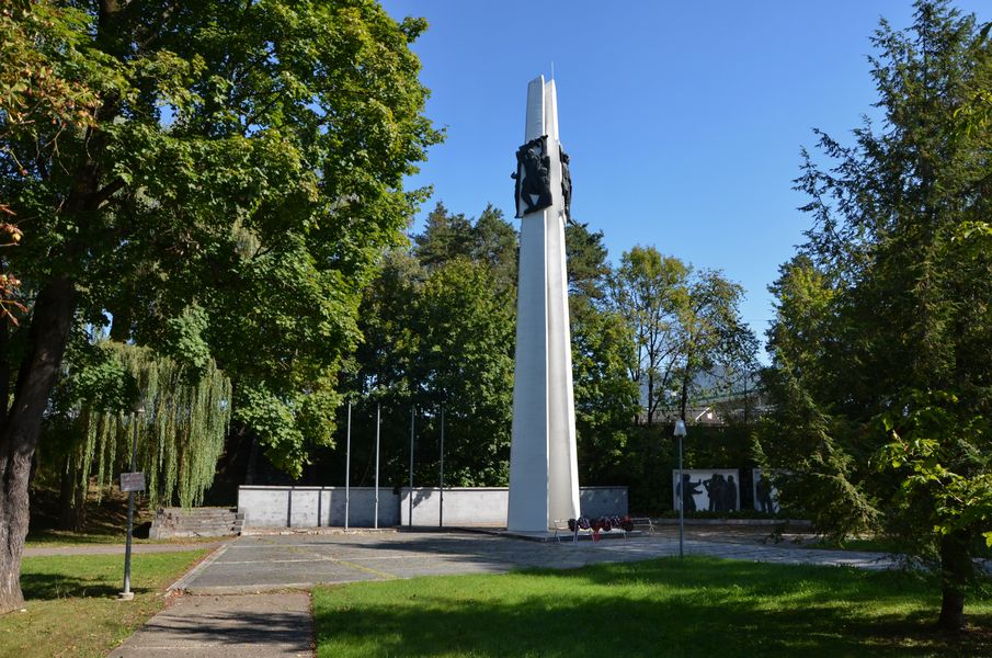 Pamätník obetiam vojen