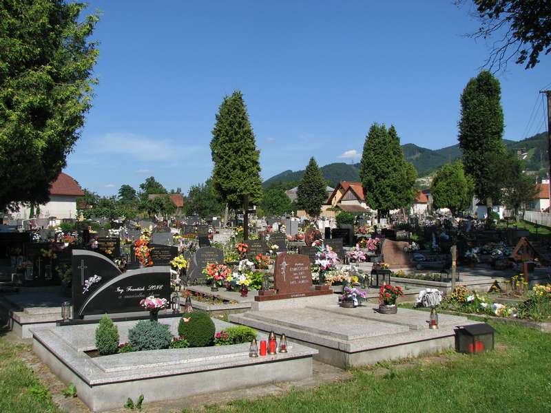 Obecný cintorín v Turí