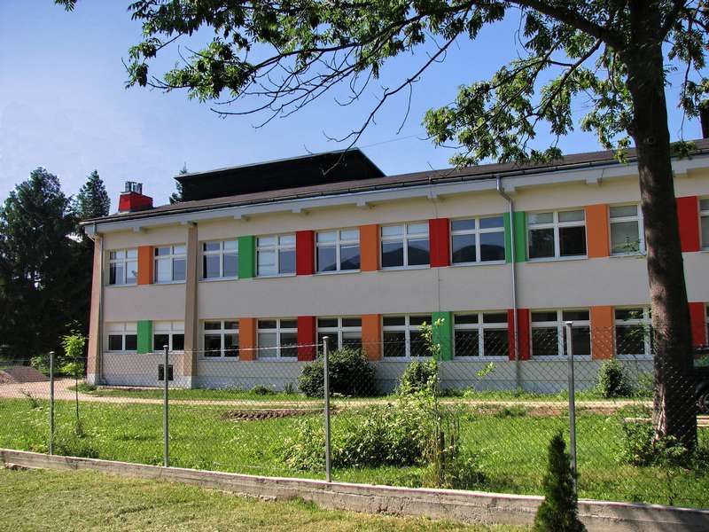 Základná škola Turie