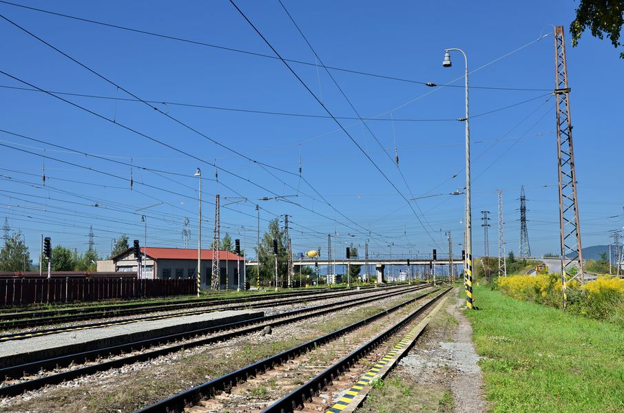 Železničná stanica Varín 