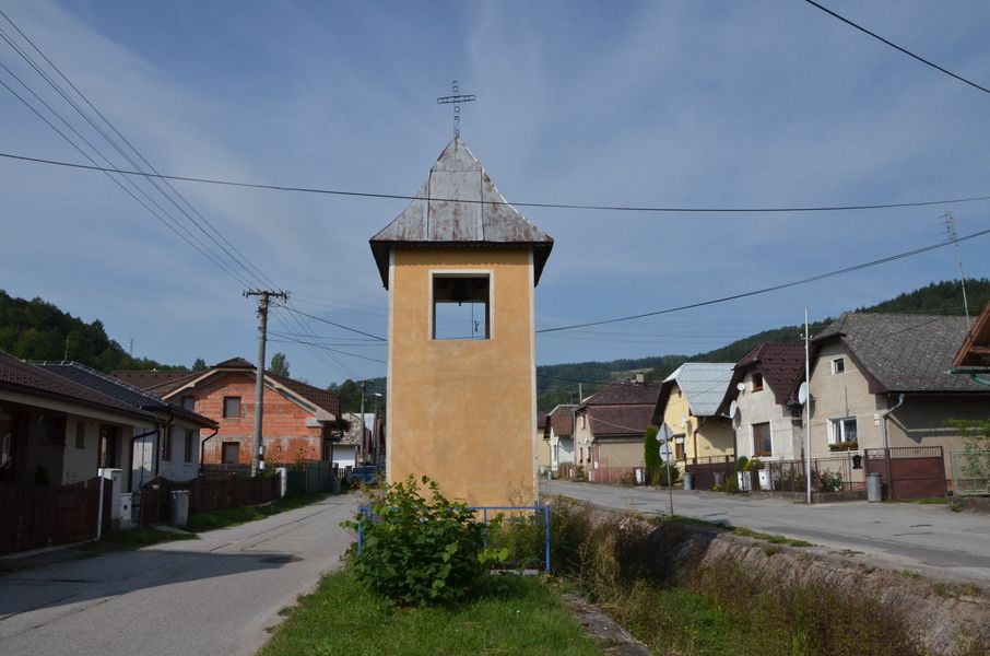Zvonica v Streženiciach