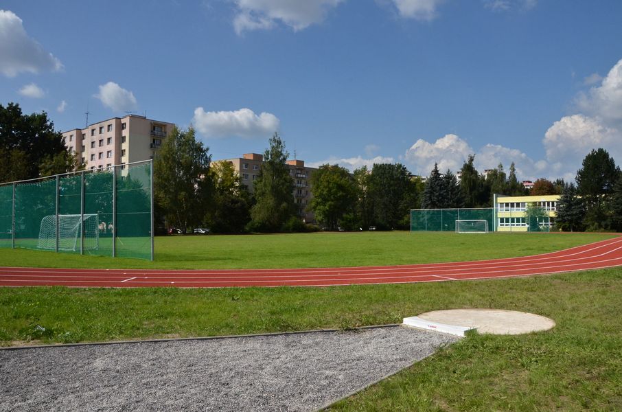 Športový areál pri ZŠ Martinská