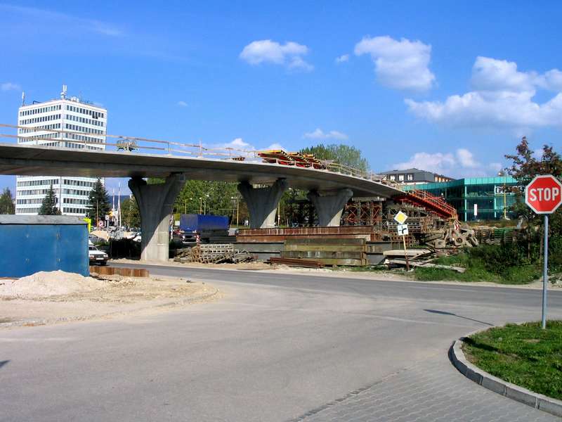 Mostné prepojenie na Kamennú ulicu