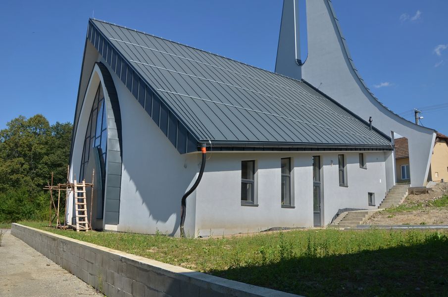 Výstavba kostola v Budatíne