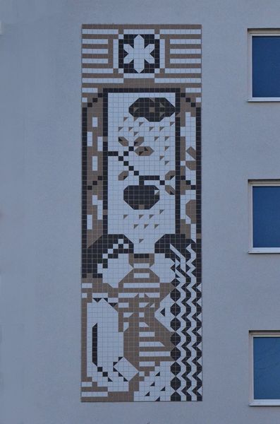 Mozaiky na bytových domoch