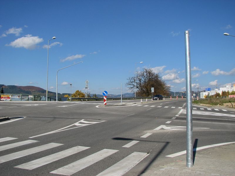 Výstavba semaforov na Rajeckej