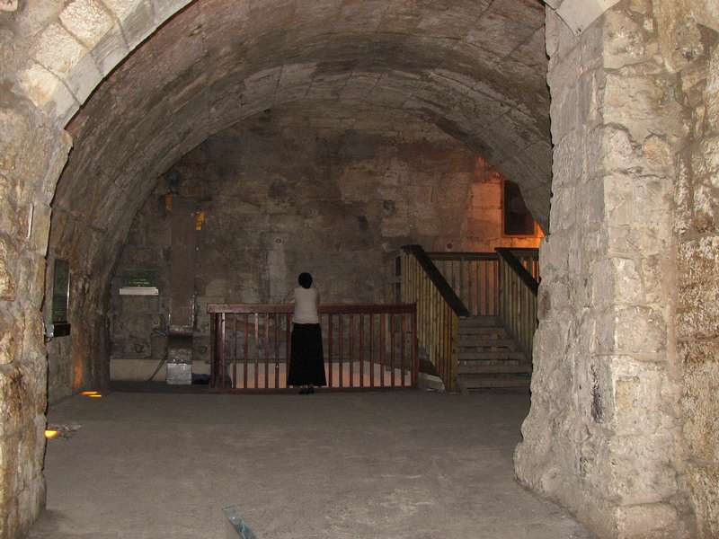 Tunely Západného múra