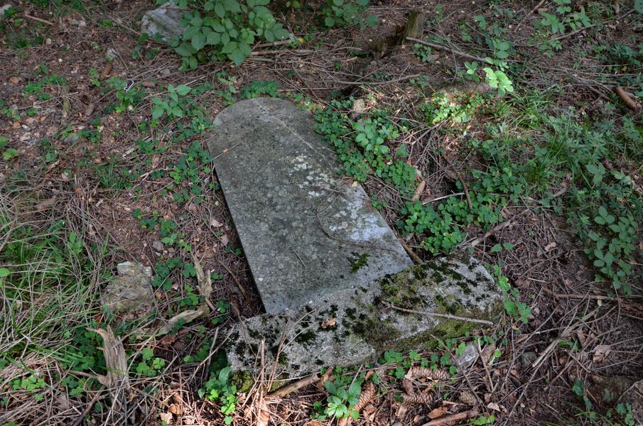 Židovský cintorín Dol. Mariková