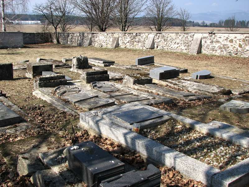 Židovský cintorín Turčianske Teplice