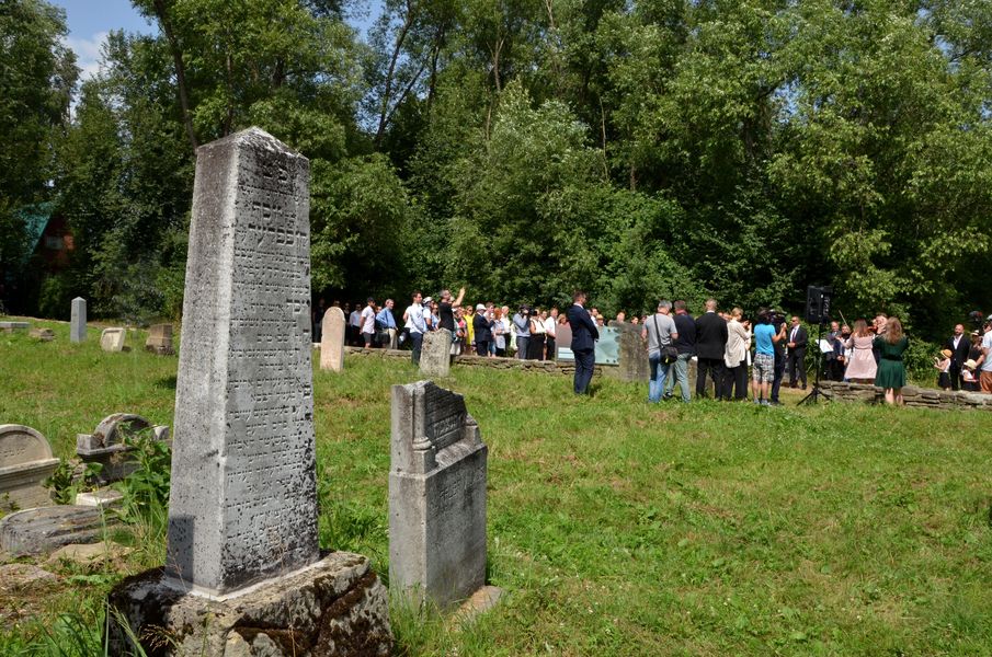 Znovuotvorenie žid cintorína 