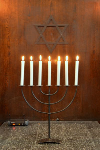 Na pamiatku obetí holokaustu 