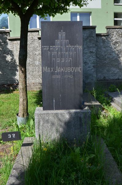 Max JAKUBOVIČ