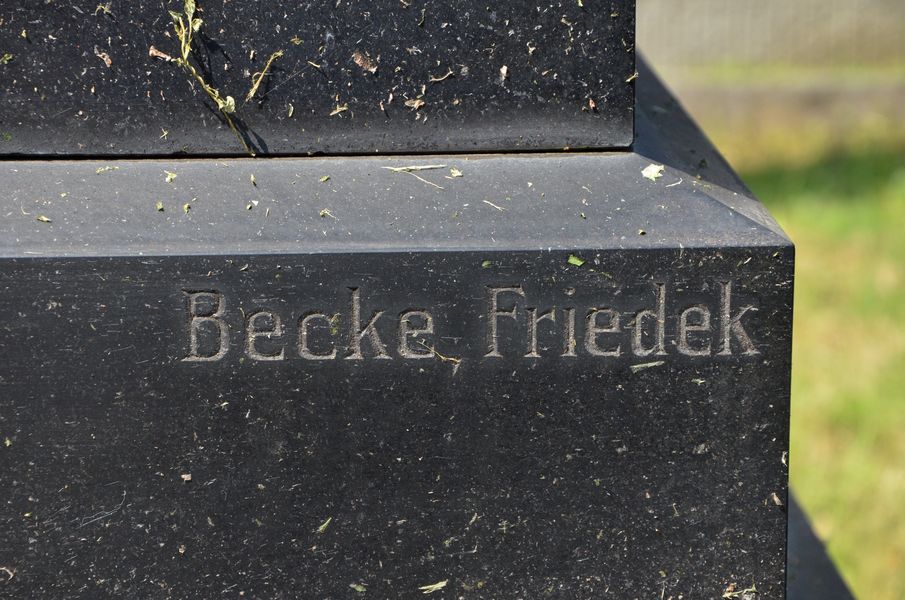 Becke, Friedek