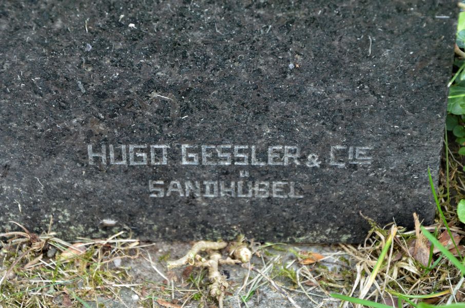 HUGO GESSLER & CL