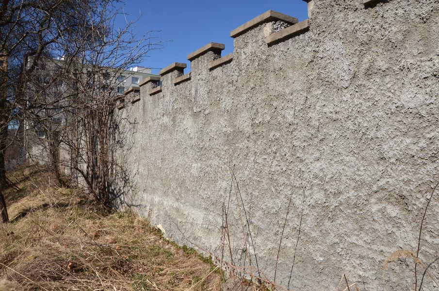 Múr na židovskom cintoríne 